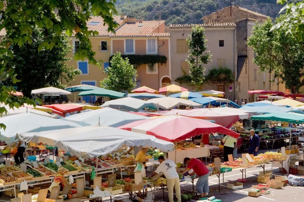 Le Vieil Olivier Villa Sahune